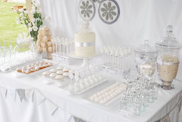 ALL WHITE BABY SHOWER-food
