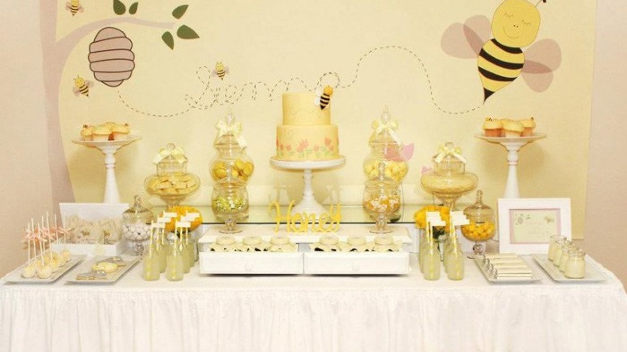 honey bee baby shower theme