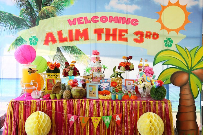 luau baby shower theme